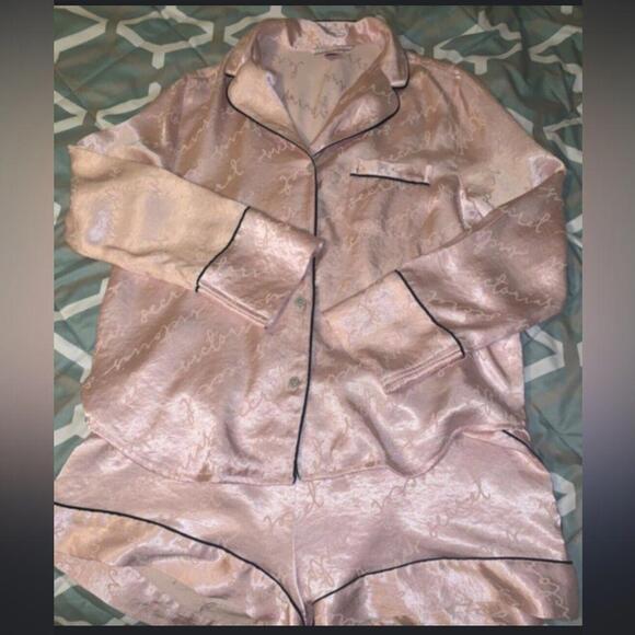 Victoria’s Secret Pink PJ Set - Picture 4 of 6